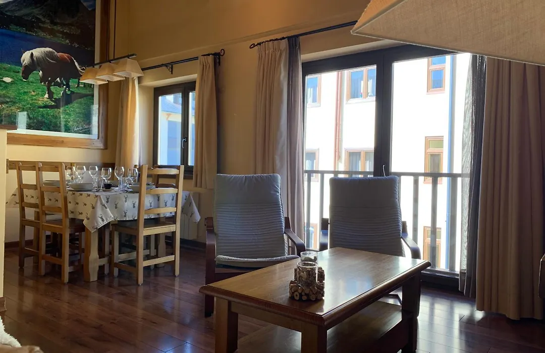 Apartaments Gran Vall-1